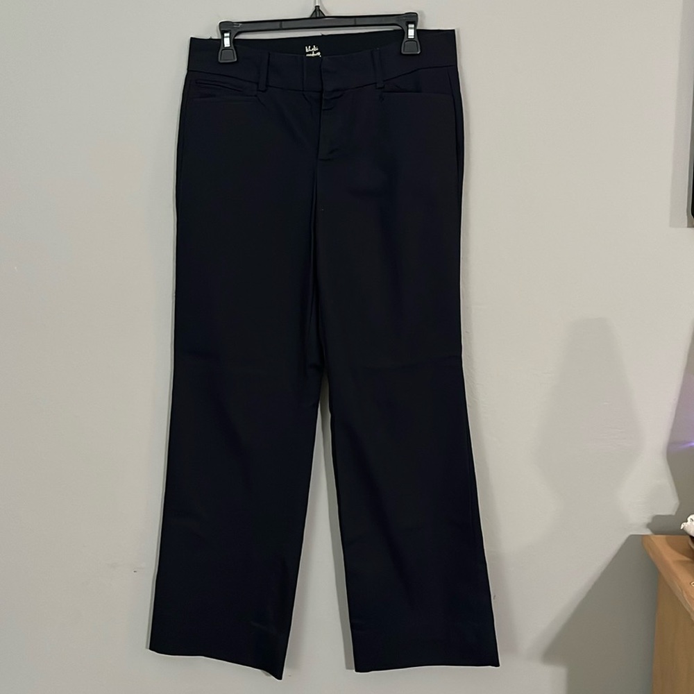 4/$20 Dockers slacks size 8 navy color